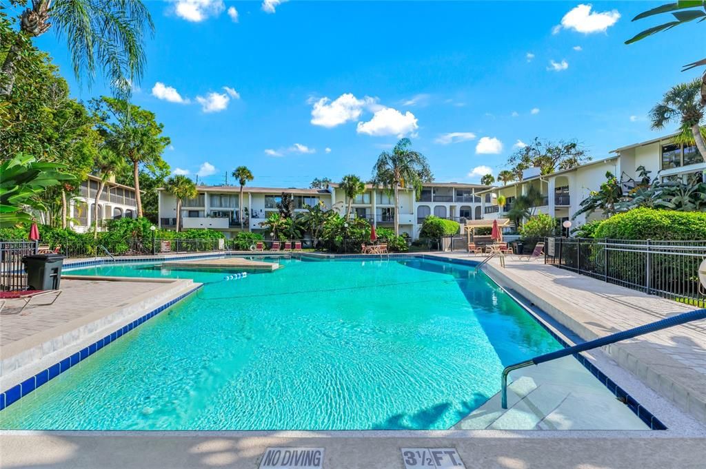 For Sale: $129,500 (1 beds, 1 baths, 540 Square Feet)