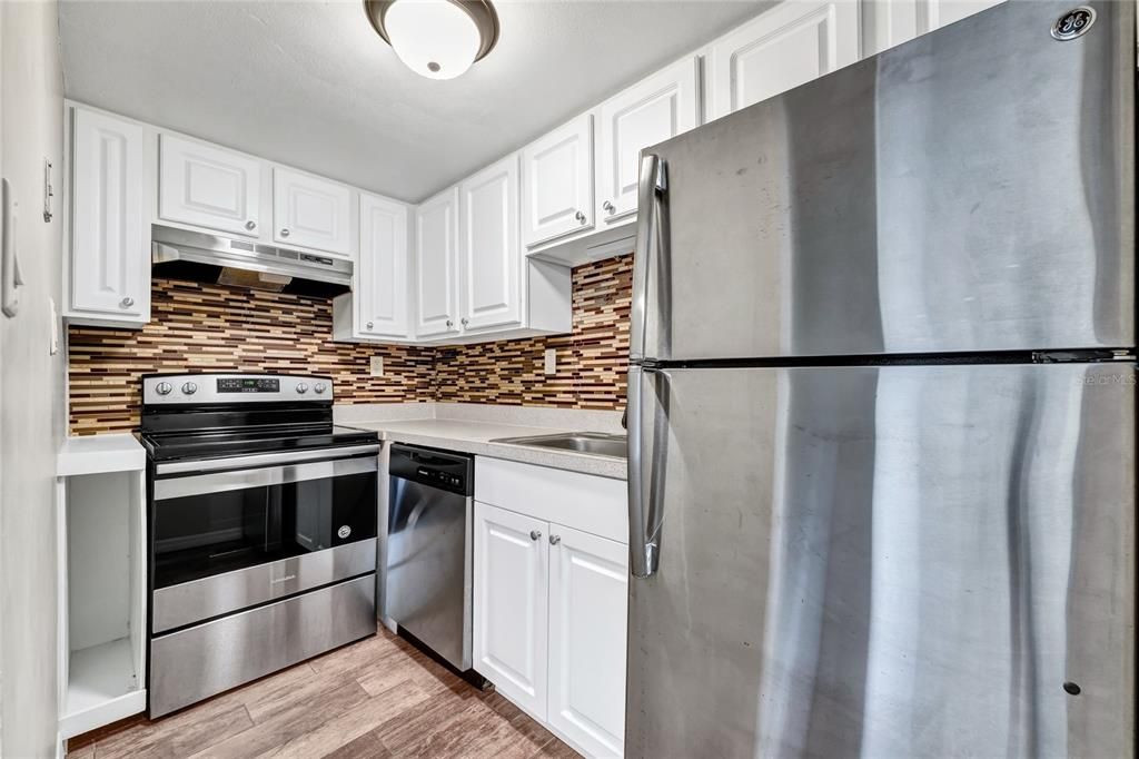 For Sale: $129,500 (1 beds, 1 baths, 540 Square Feet)