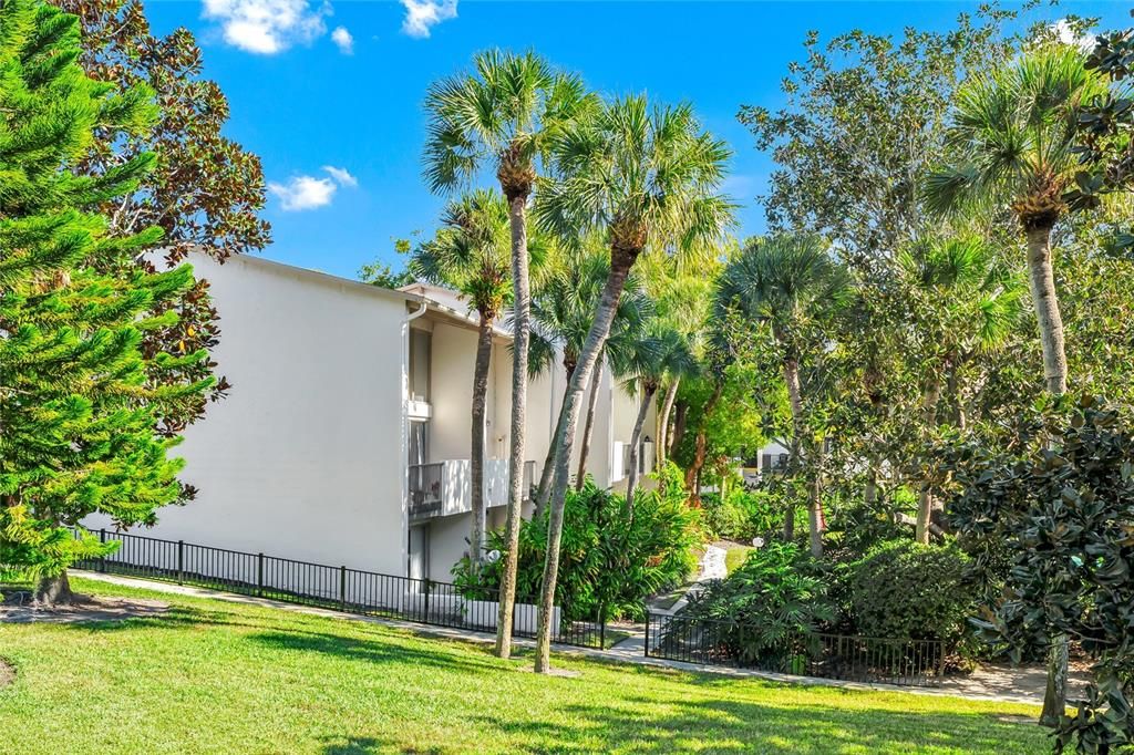 For Sale: $129,500 (1 beds, 1 baths, 540 Square Feet)