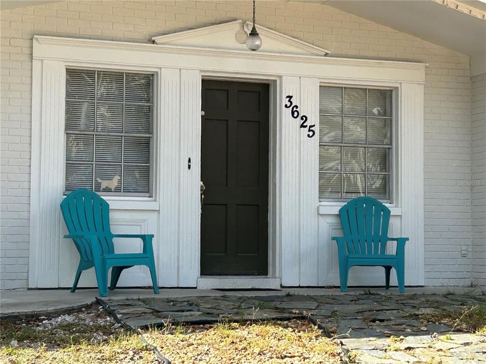 For Sale: $225,000 (3 beds, 1 baths, 1200 Square Feet)