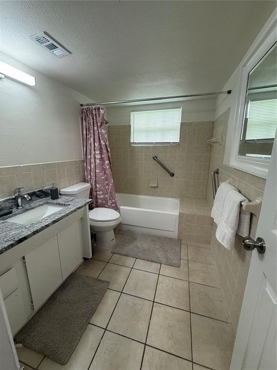 For Sale: $225,000 (3 beds, 1 baths, 1200 Square Feet)