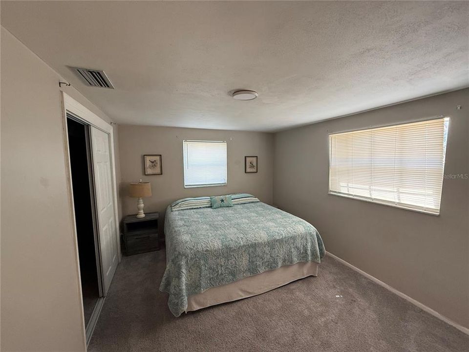 For Sale: $225,000 (3 beds, 1 baths, 1200 Square Feet)