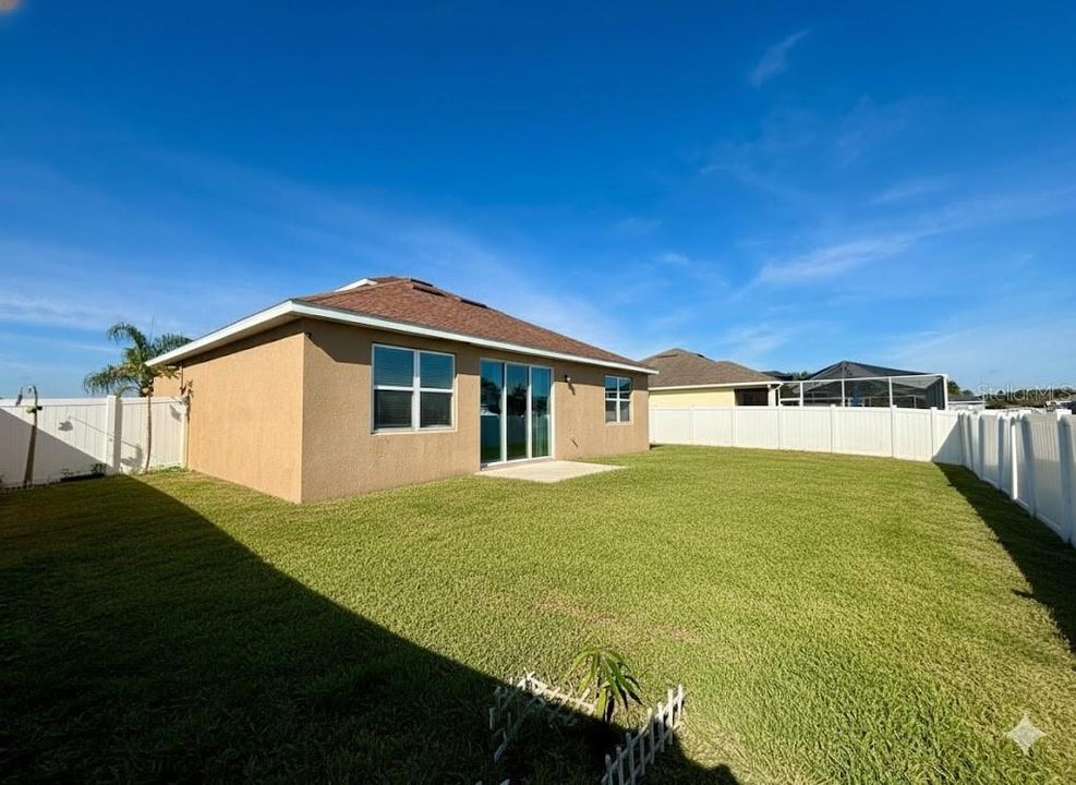 В аренду: $2,100 (4 спален, 2 ванн, 1910 Квадратных фут)