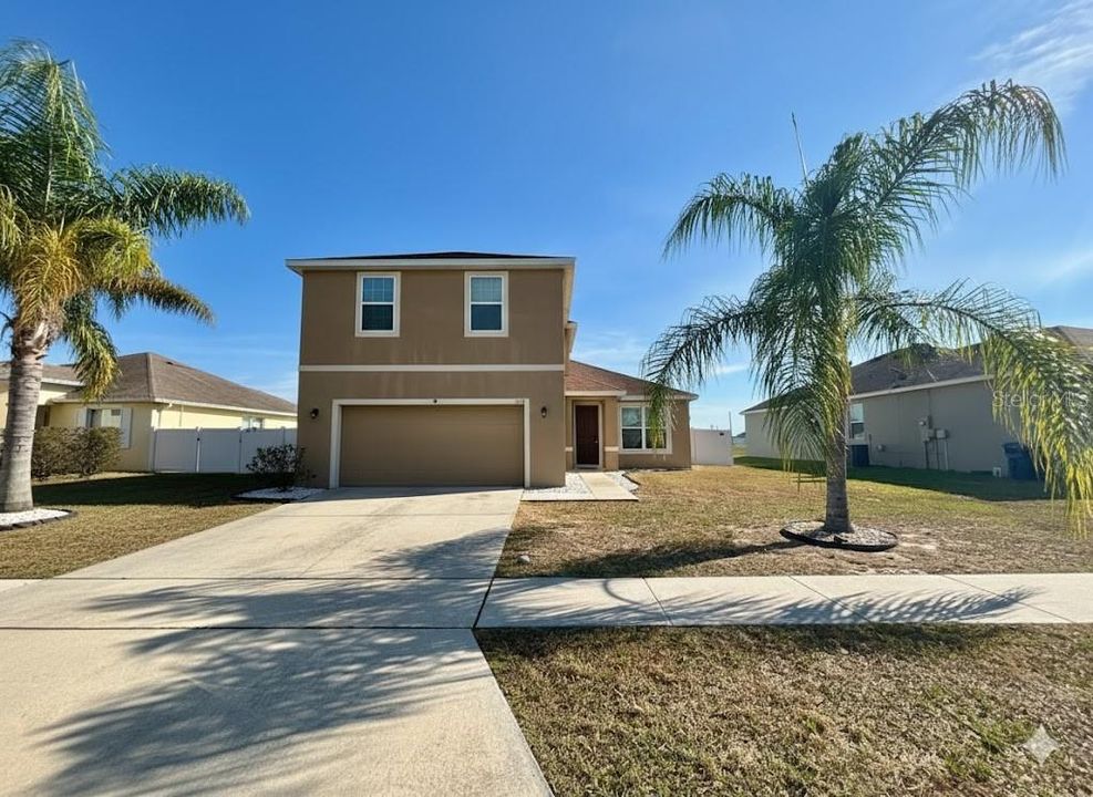 В аренду: $2,100 (4 спален, 2 ванн, 1910 Квадратных фут)