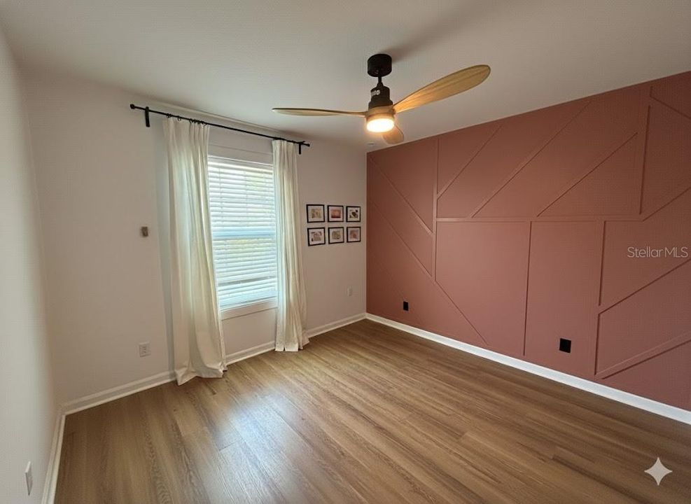 В аренду: $2,100 (4 спален, 2 ванн, 1910 Квадратных фут)