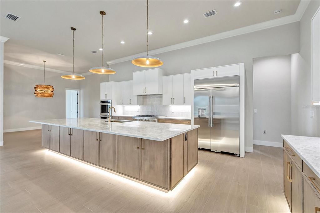 На продажу: $1,700,000 (4 спален, 4 ванн, 3601 Квадратных фут)