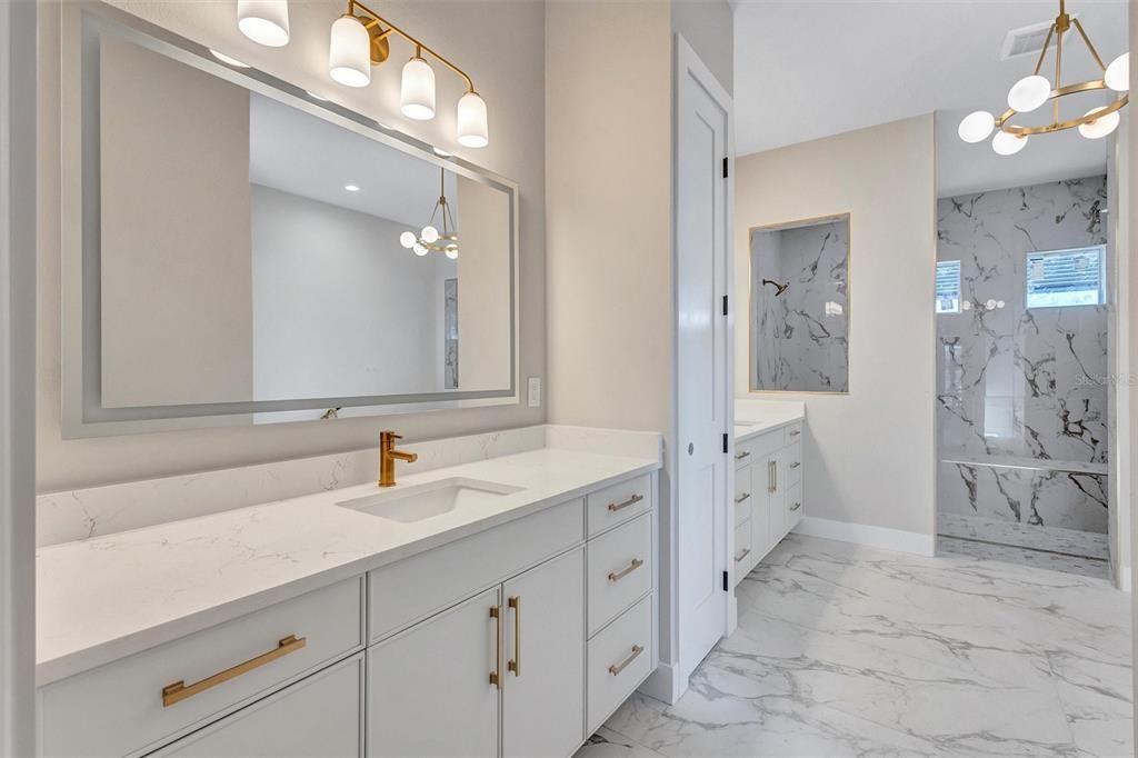 На продажу: $1,700,000 (4 спален, 4 ванн, 3601 Квадратных фут)