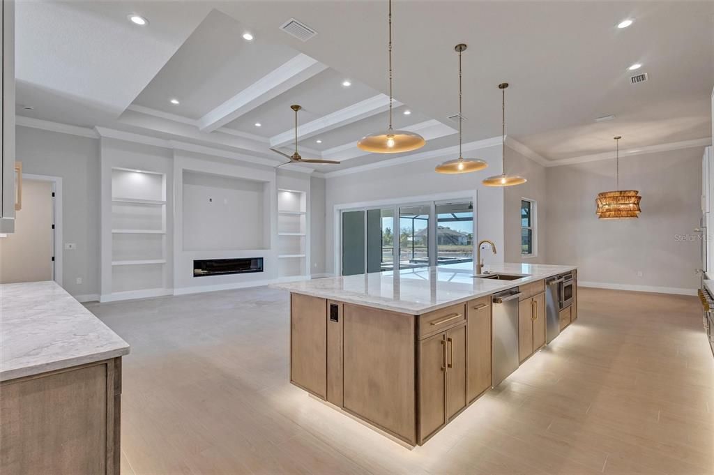 На продажу: $1,700,000 (4 спален, 4 ванн, 3601 Квадратных фут)