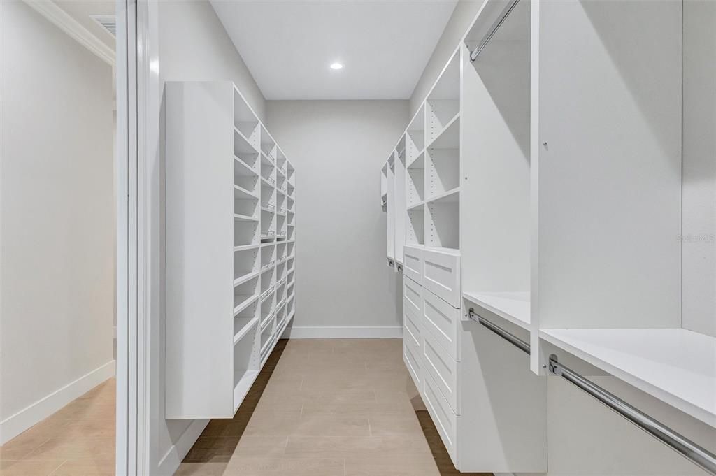 На продажу: $1,700,000 (4 спален, 4 ванн, 3601 Квадратных фут)