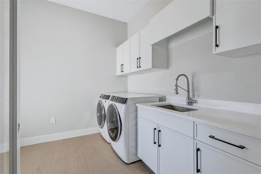 На продажу: $1,700,000 (4 спален, 4 ванн, 3601 Квадратных фут)