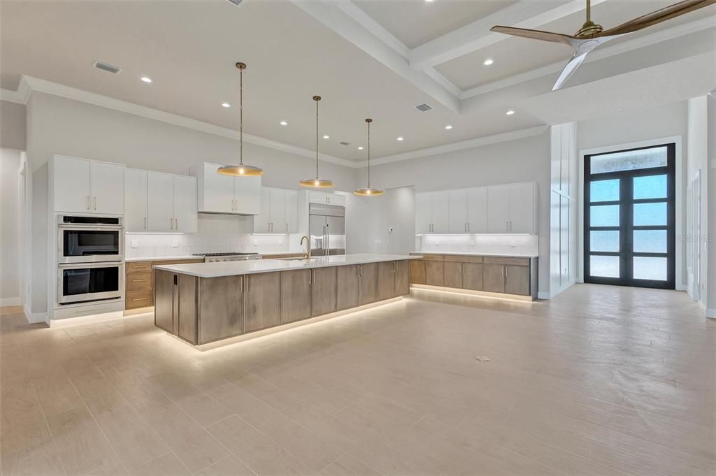 На продажу: $1,700,000 (4 спален, 4 ванн, 3601 Квадратных фут)