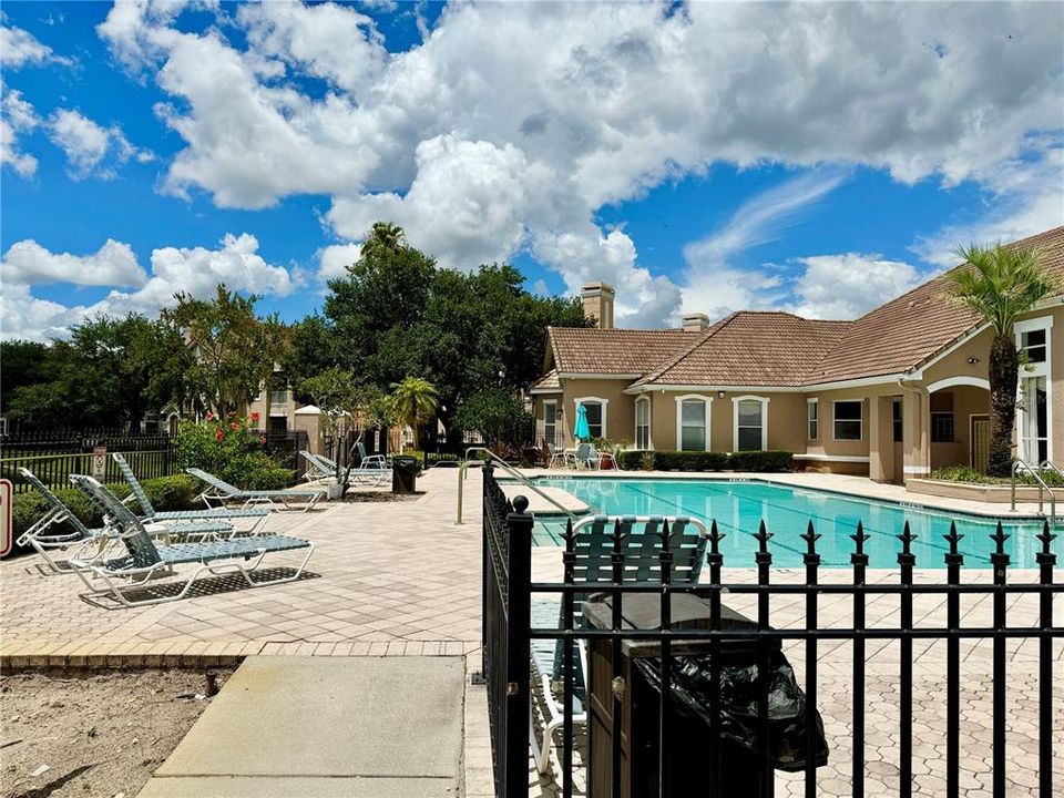 For Rent: $2,200 (3 beds, 2 baths, 1445 Square Feet)