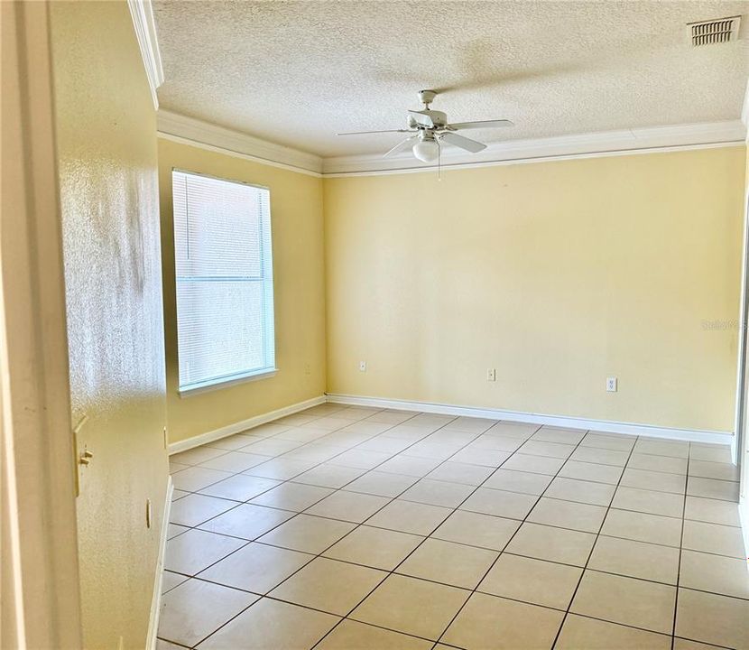 For Rent: $2,200 (3 beds, 2 baths, 1445 Square Feet)