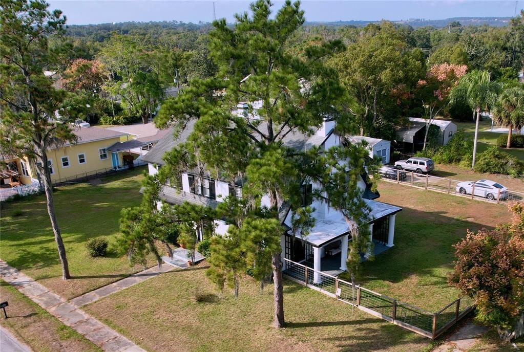 For Sale: $479,900 (4 beds, 2 baths, 2880 Square Feet)