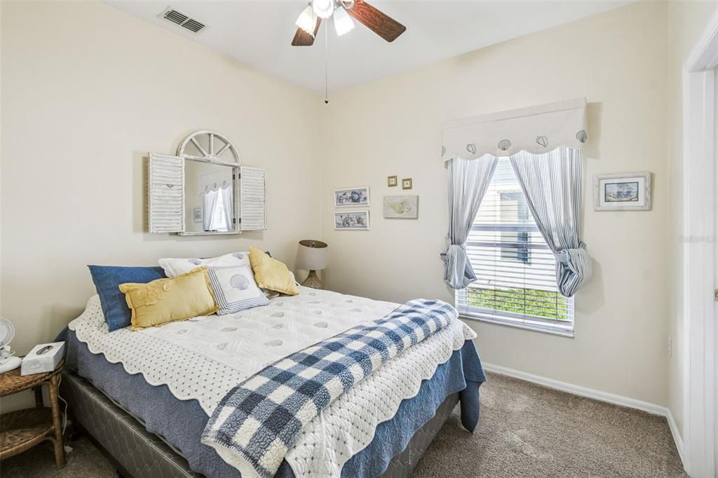 待售: $325,000 (2 贝兹, 2 浴室, 1472 平方英尺)