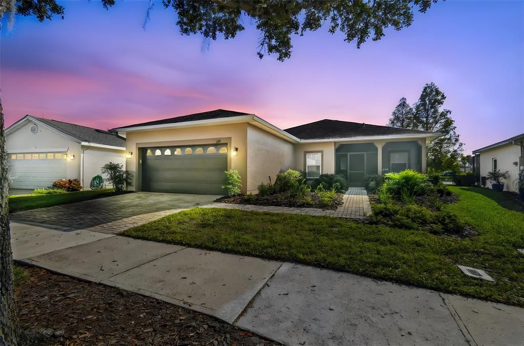 待售: $325,000 (2 贝兹, 2 浴室, 1472 平方英尺)