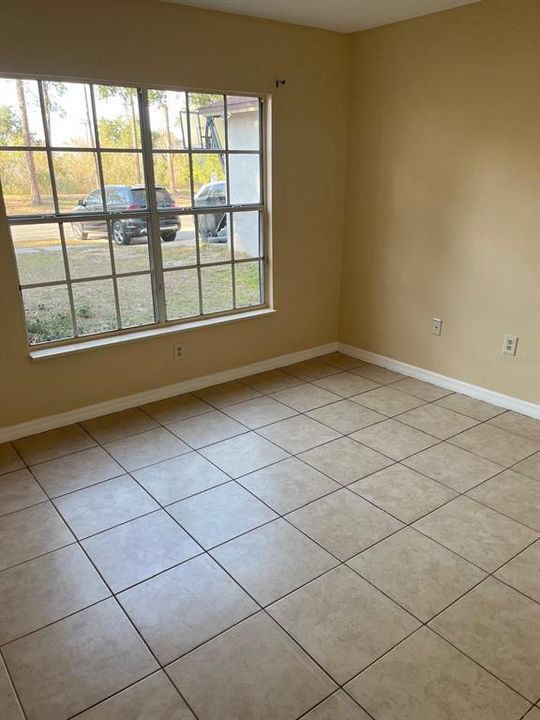 For Rent: $2,200 (3 beds, 2 baths, 1264 Square Feet)