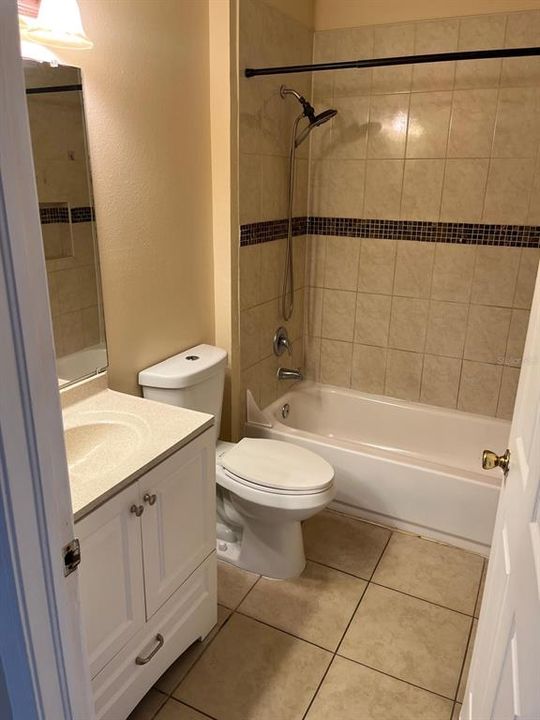 For Rent: $2,200 (3 beds, 2 baths, 1264 Square Feet)