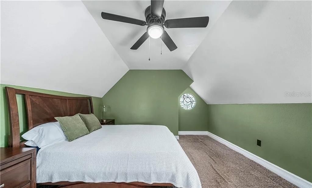 For Sale: $625,000 (4 beds, 3 baths, 4605 Square Feet)