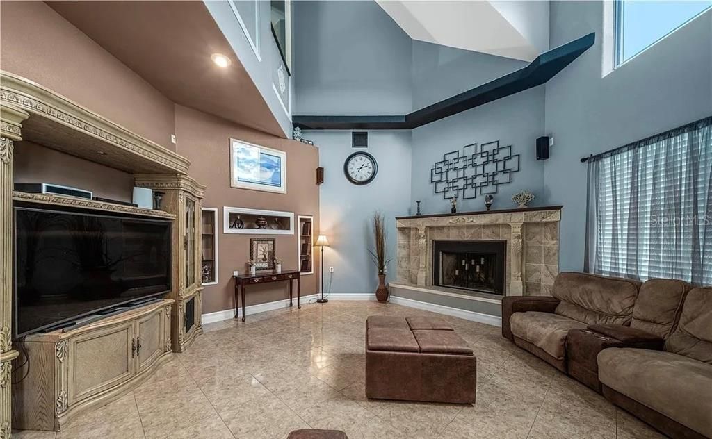 For Sale: $625,000 (4 beds, 3 baths, 4605 Square Feet)