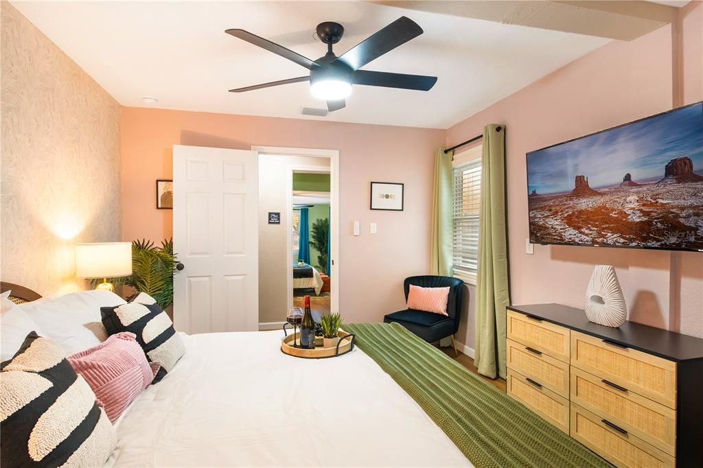 For Sale: $639,900 (5 beds, 2 baths, 2188 Square Feet)