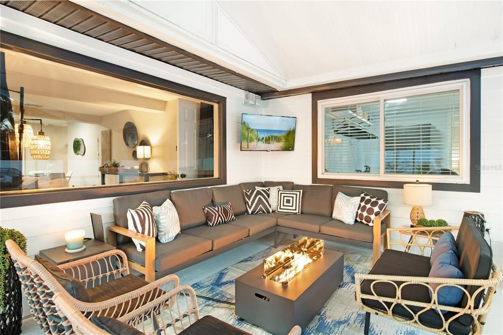 For Sale: $639,900 (5 beds, 2 baths, 2188 Square Feet)