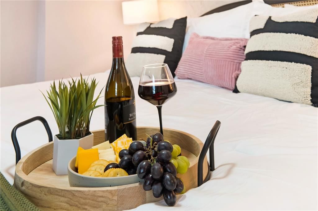 For Sale: $639,900 (5 beds, 2 baths, 2188 Square Feet)