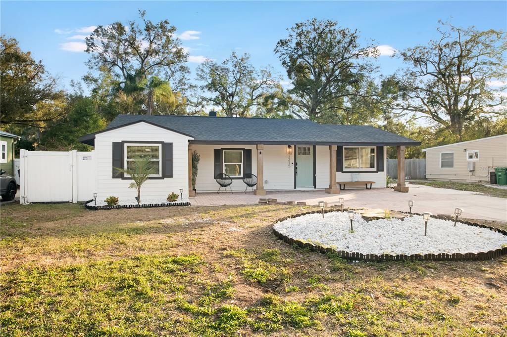 For Sale: $639,900 (5 beds, 2 baths, 2188 Square Feet)