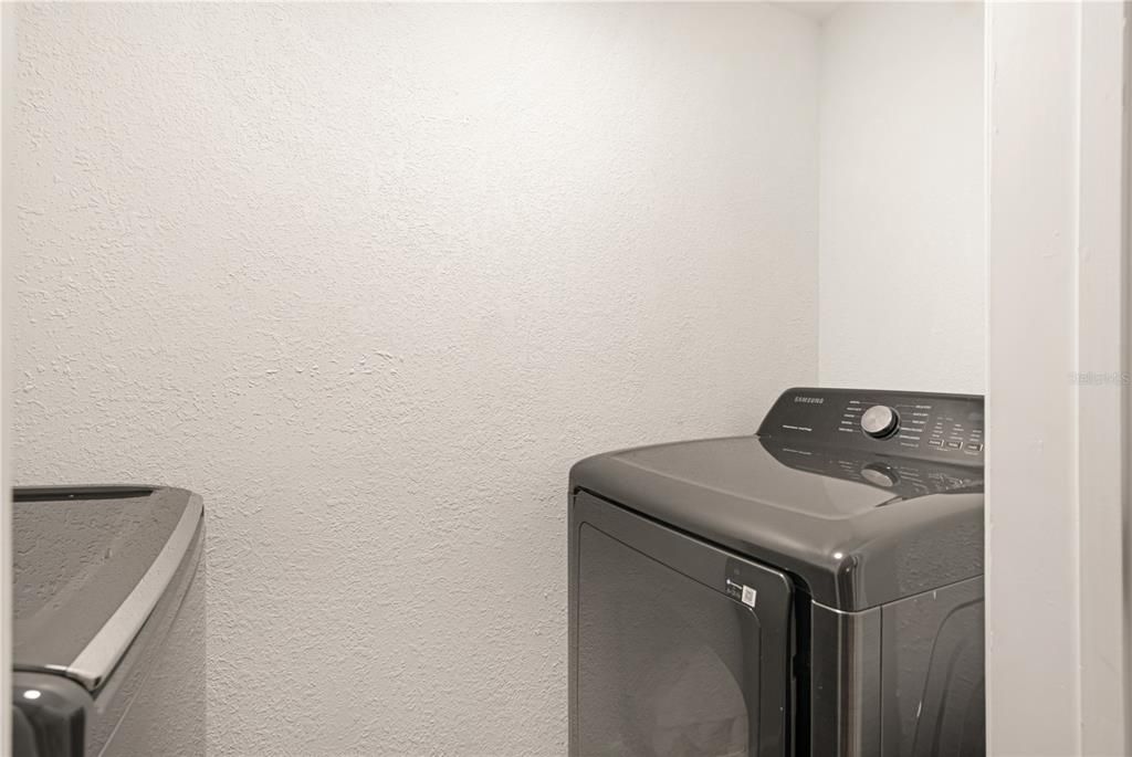 For Sale: $639,900 (5 beds, 2 baths, 2188 Square Feet)