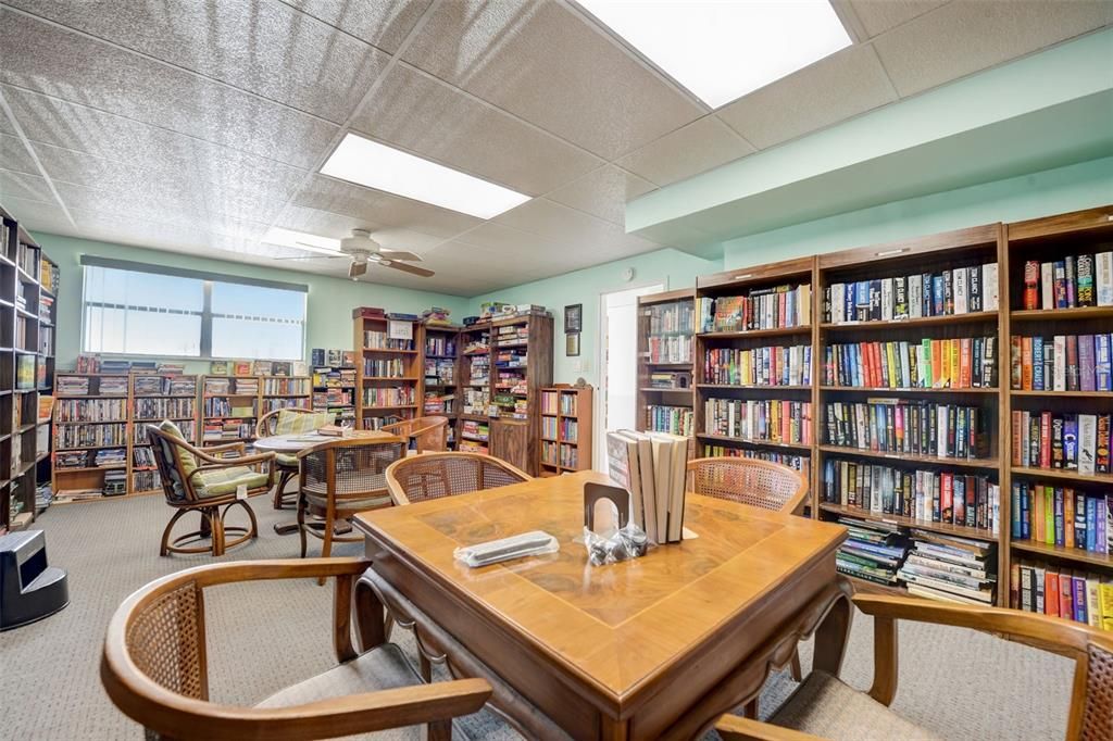 待售: $750,000 (2 贝兹, 3 浴室, 1940 平方英尺)