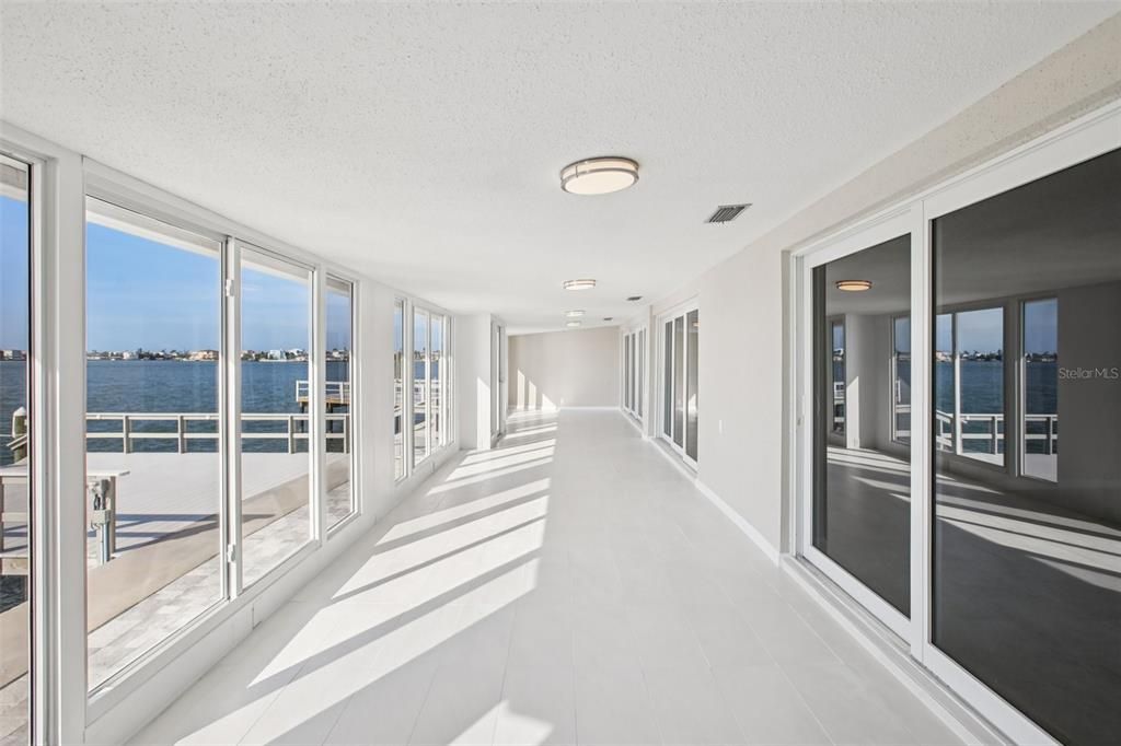 待售: $750,000 (2 贝兹, 3 浴室, 1940 平方英尺)