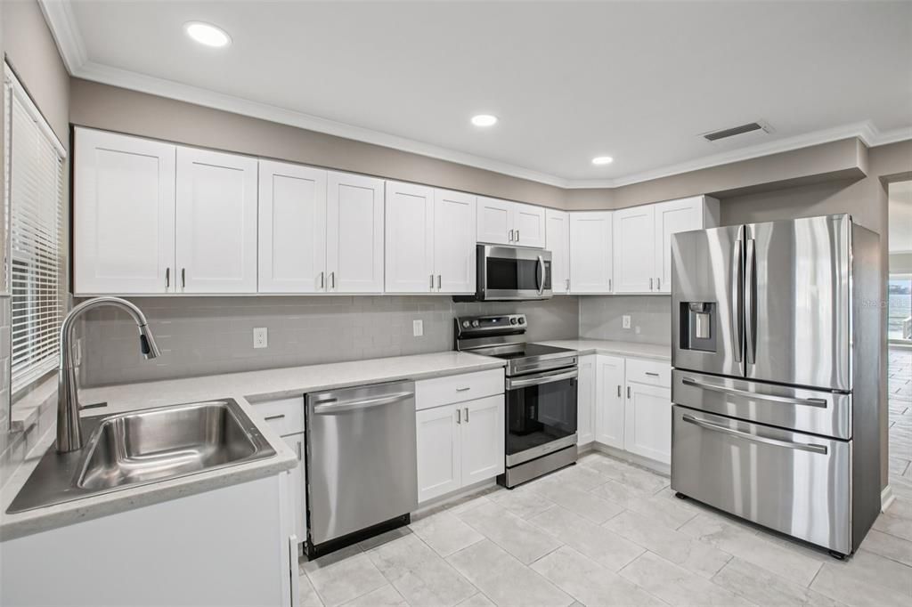 待售: $750,000 (2 贝兹, 3 浴室, 1940 平方英尺)