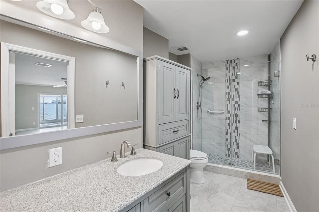 待售: $750,000 (2 贝兹, 3 浴室, 1940 平方英尺)