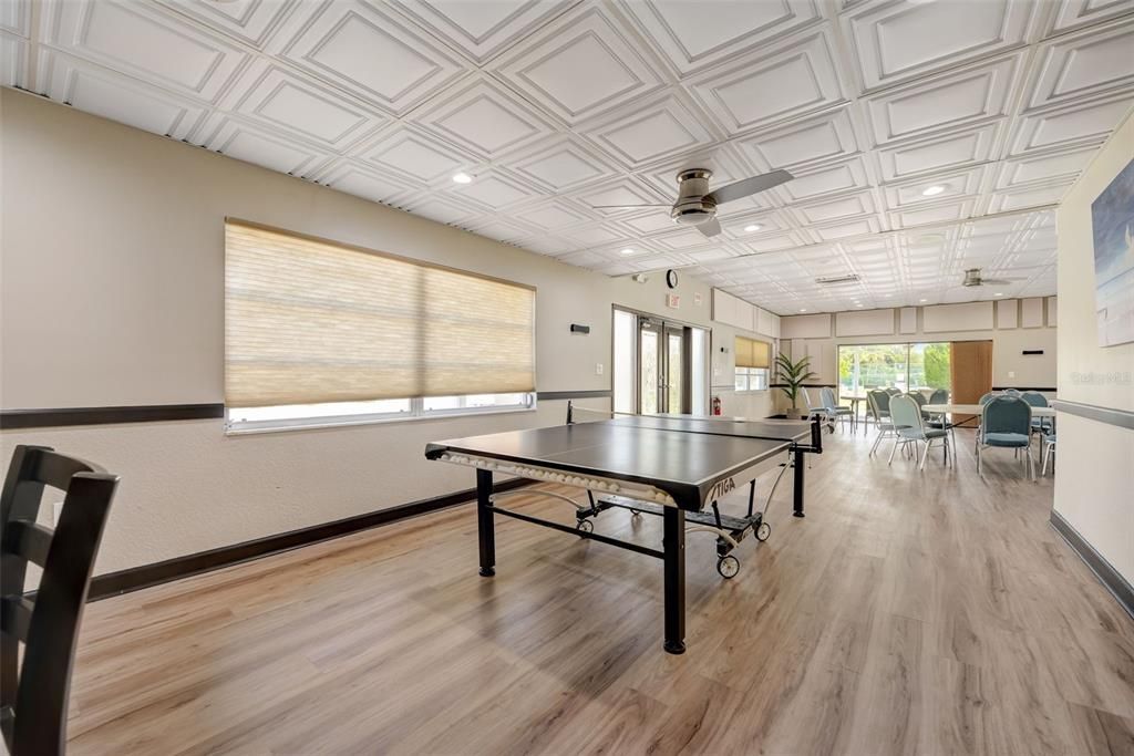 待售: $750,000 (2 贝兹, 3 浴室, 1940 平方英尺)