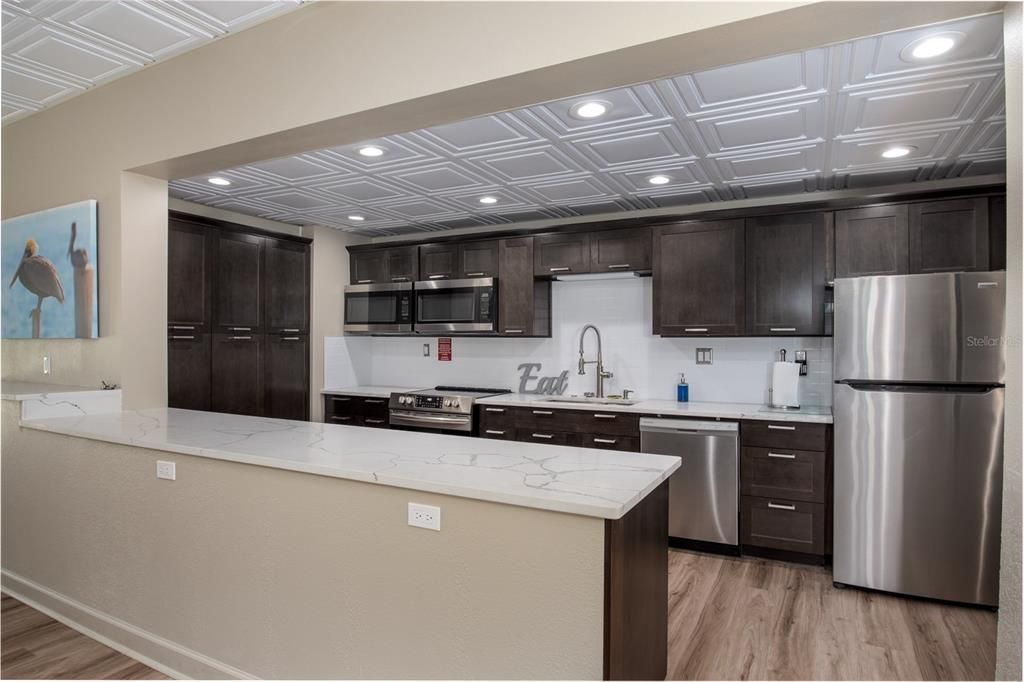 待售: $750,000 (2 贝兹, 3 浴室, 1940 平方英尺)