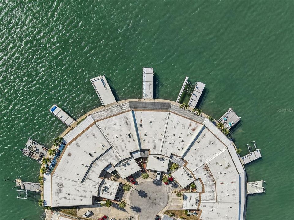 待售: $750,000 (2 贝兹, 3 浴室, 1940 平方英尺)