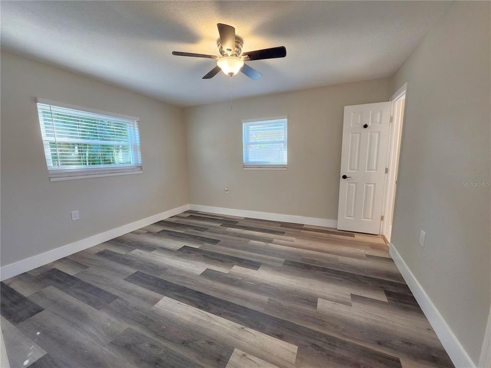 For Sale: $399,000 (3 beds, 2 baths, 1416 Square Feet)