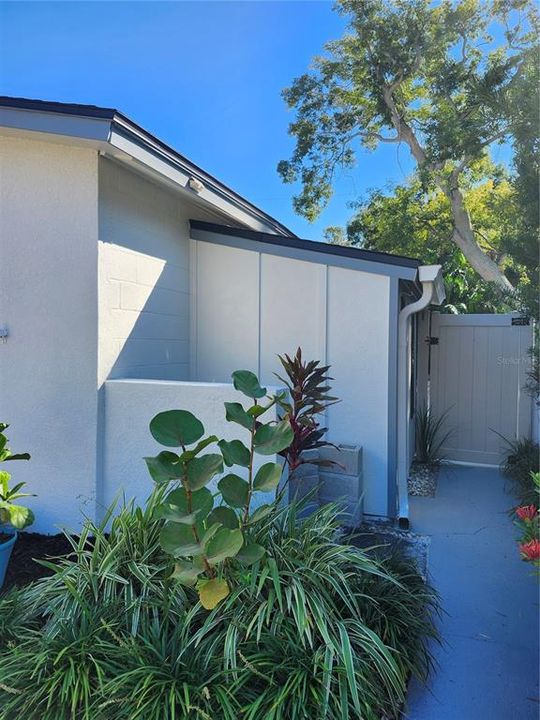 For Sale: $399,000 (3 beds, 2 baths, 1416 Square Feet)