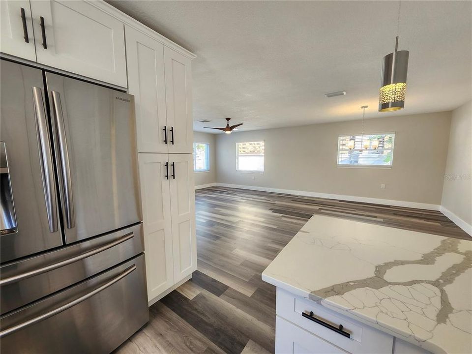 For Sale: $399,000 (3 beds, 2 baths, 1416 Square Feet)