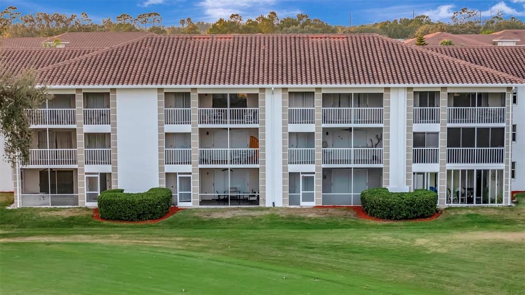 待售: $195,000 (2 贝兹, 2 浴室, 1042 平方英尺)