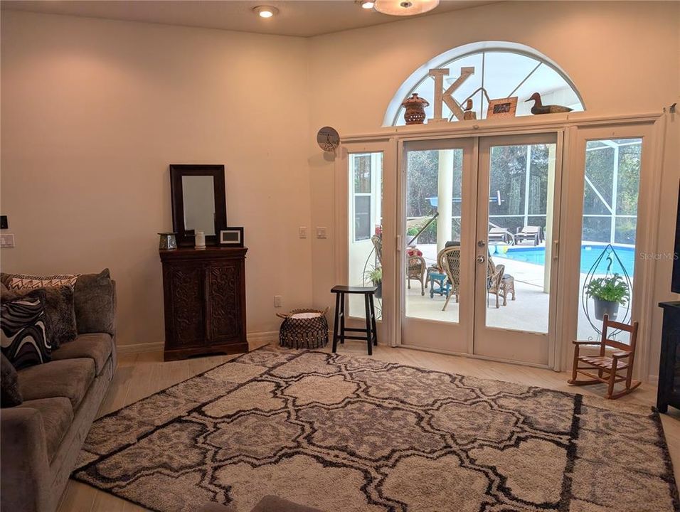 For Sale: $399,000 (3 beds, 2 baths, 2142 Square Feet)