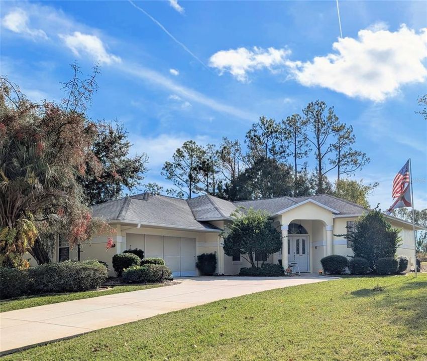 For Sale: $399,000 (3 beds, 2 baths, 2142 Square Feet)