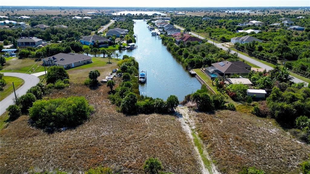 На продажу: $22,000 (0.23 acres)