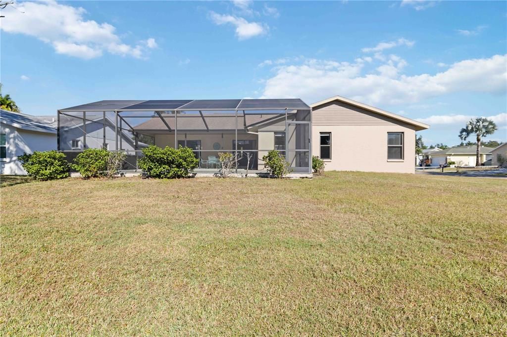 Active With Contract: $435,000 (3 beds, 2 baths, 1850 Square Feet)