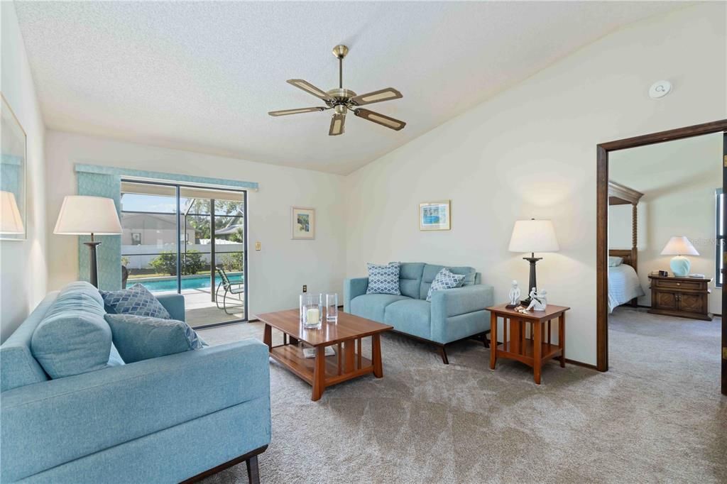 For Sale: $435,000 (3 beds, 2 baths, 1850 Square Feet)