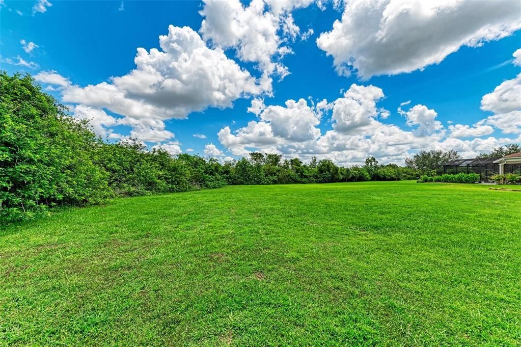 En Venta: $1,050,000 (4 camas, 3 baños, 3200 Pies cuadrados)