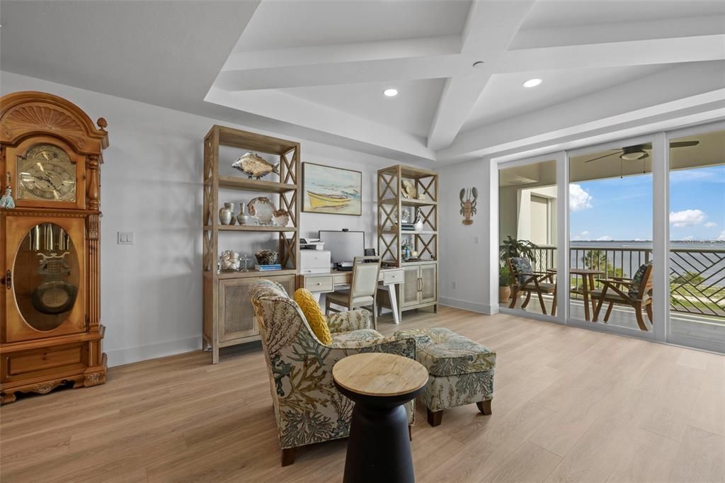 For Sale: $680,000 (2 beds, 2 baths, 1782 Square Feet)