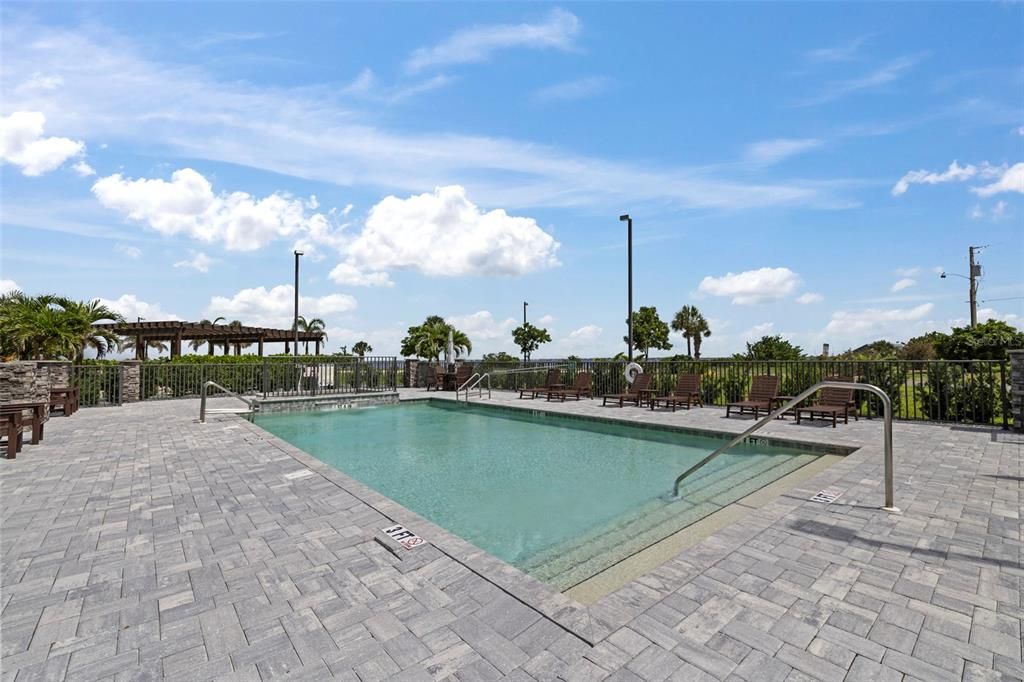 For Sale: $680,000 (2 beds, 2 baths, 1782 Square Feet)