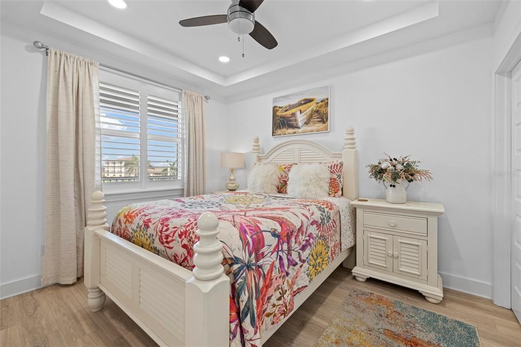 For Sale: $680,000 (2 beds, 2 baths, 1782 Square Feet)