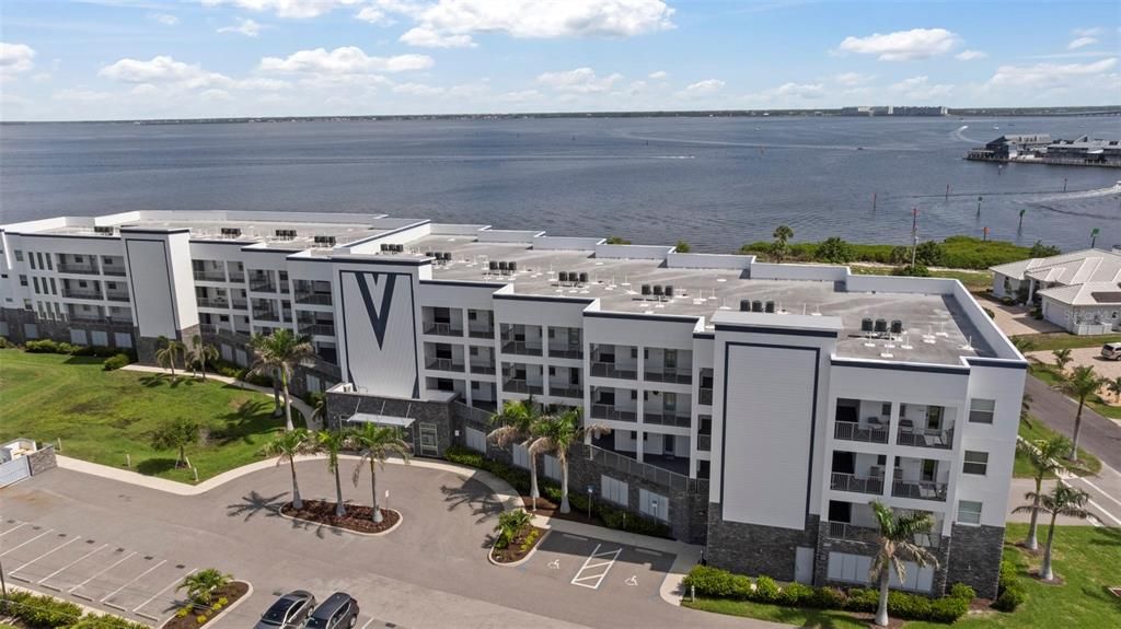 For Sale: $680,000 (2 beds, 2 baths, 1782 Square Feet)